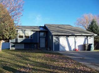 1141 29th St W, Billings, MT 59102