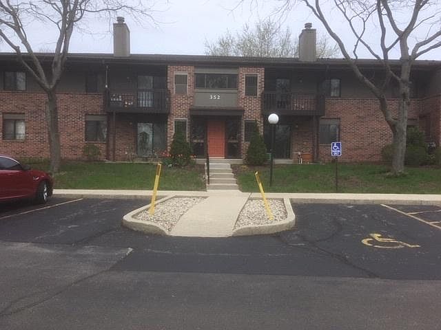 1st image of 352 Park Hill Dr