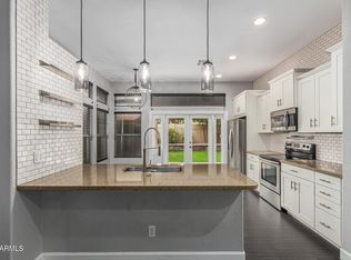 3160 S Laguna Dr, Chandler, AZ 85248