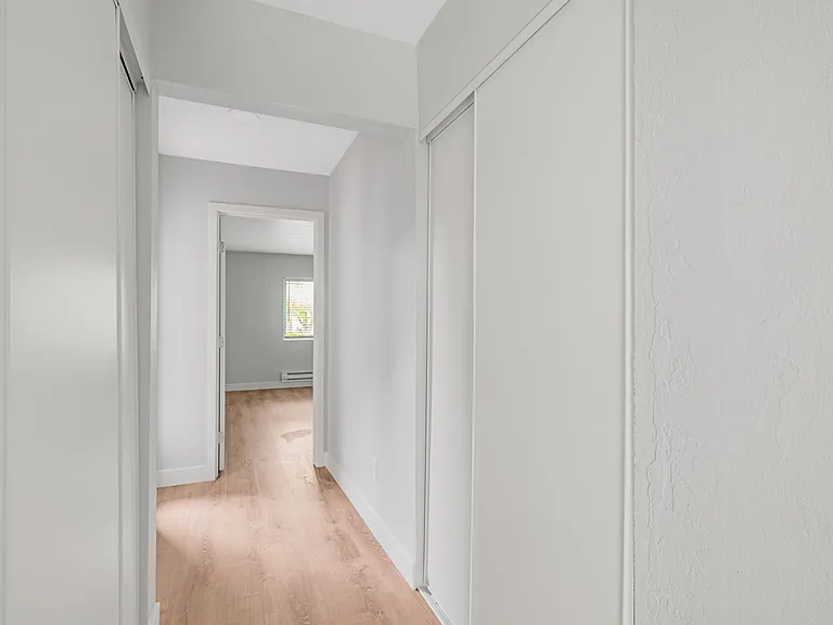 Silicon Valley Apartments — Photo 45