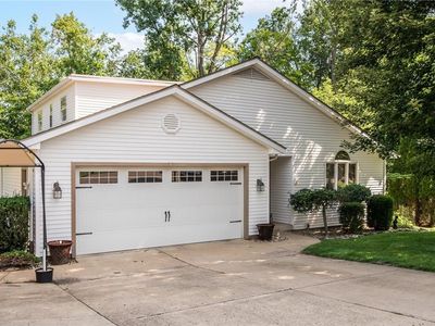 205 Treehouse Ln, Zanesville, OH, 43701