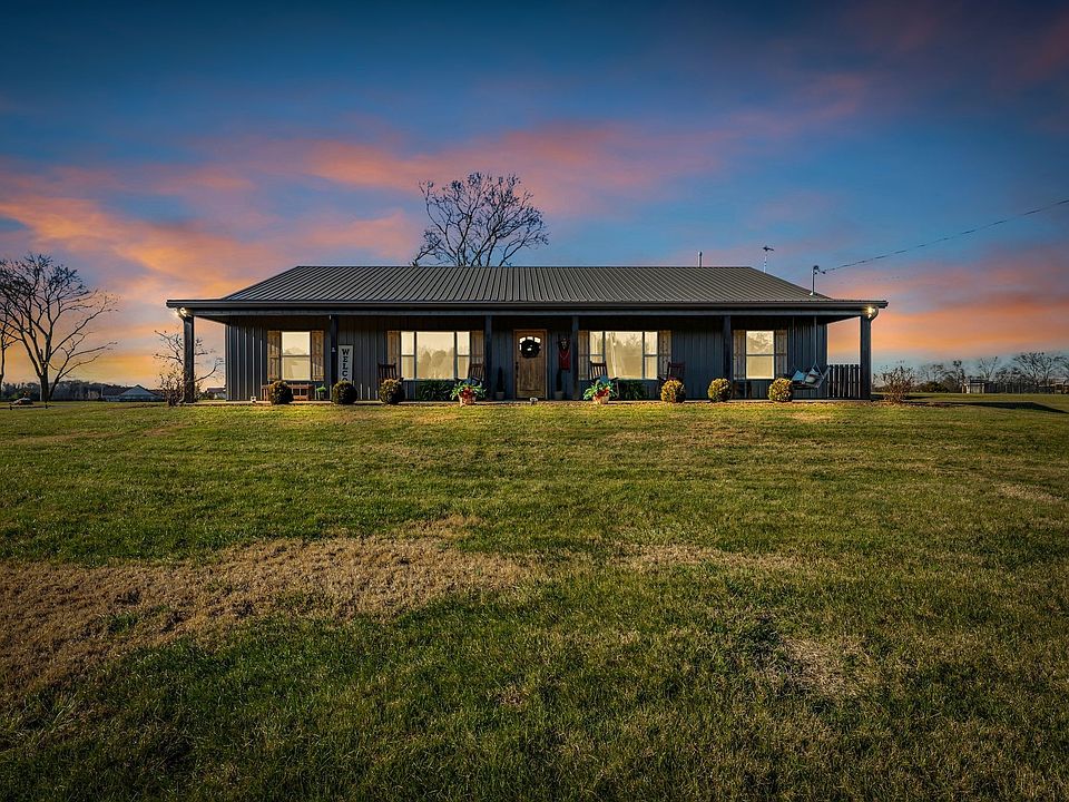 1st image of 4830 Moses Rd