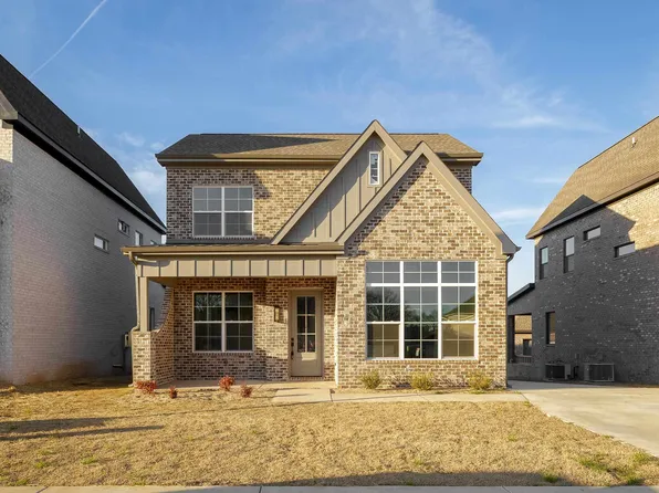 203 Fame Ave, Tuscumbia, AL 35674