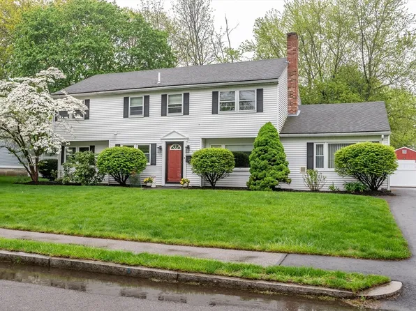 14 Wedgewood Rd, Natick, MA 01760