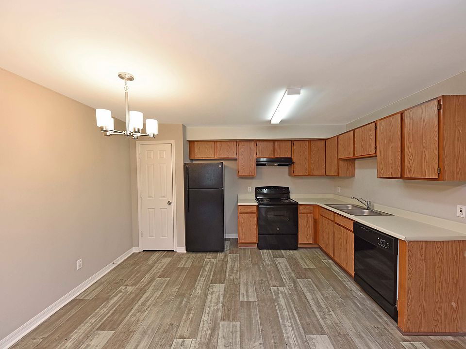 Explore this chic kitchen designed for style and efficiency.