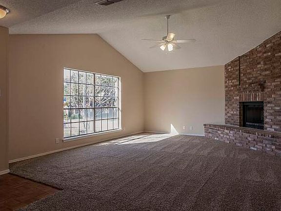 3rd image of 4311 Glenover