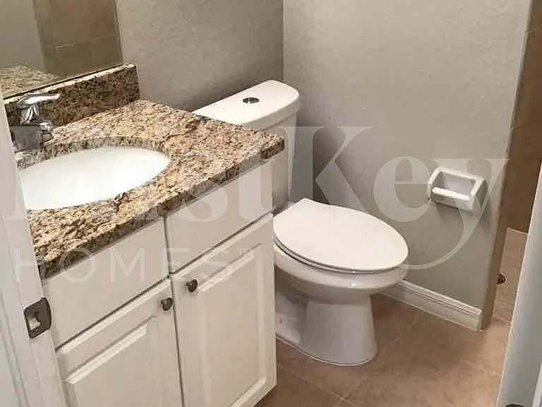 10518 Deerwood Ave — Photo 14
