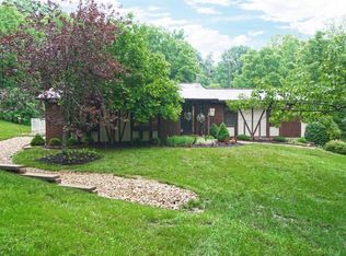 3920 Dee Dr, Okeana, OH 45053