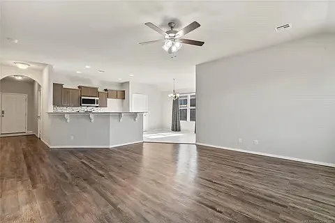 3704 S 150th East Ave — Photo 7