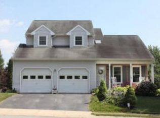 32 Manor Oaks Dr, Millersville, PA