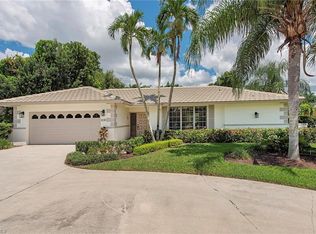 4230 Crayton Rd, Naples, FL 34103