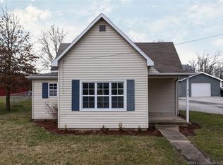 310 E Moore St, Crothersville, IN 47229