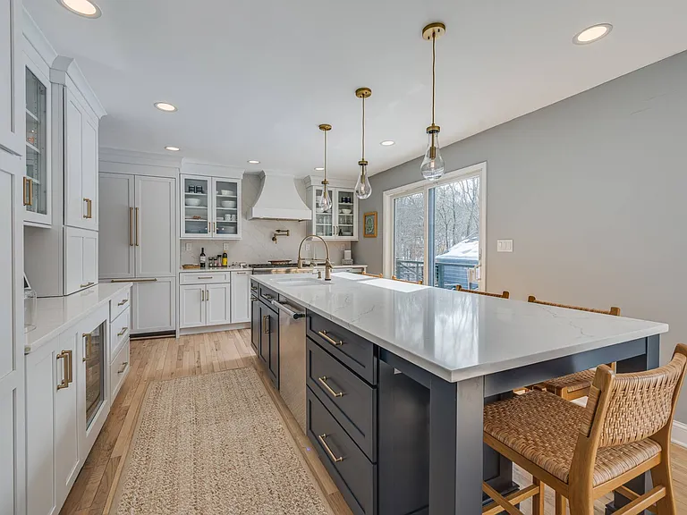 40 W Trail Rd — Photo 5
