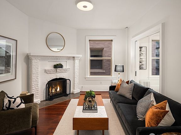5th image of 129 Warren Avenue N #G