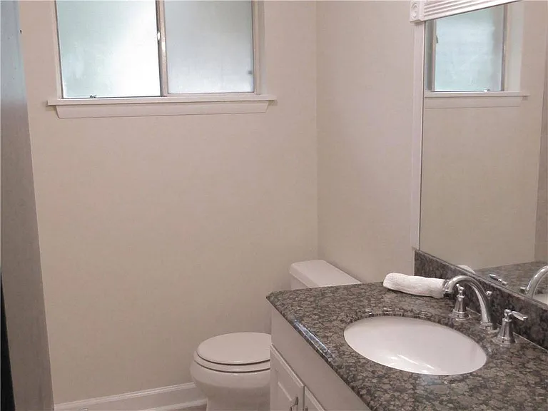 129 Fountain Dr — Photo 17