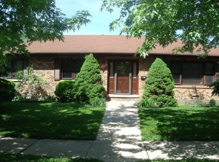 14720 Lawndale Ave, Midlothian, IL 60445