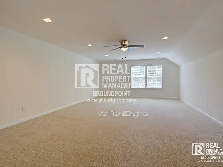 104 Elliott Creek Ln — Photo 24