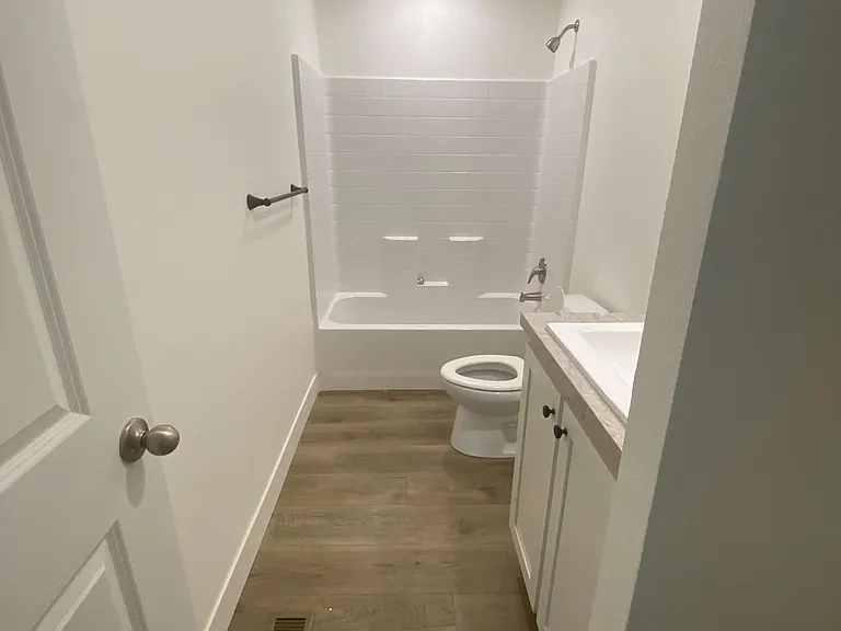 3601 E Wyoming Ave #402 — Photo 2