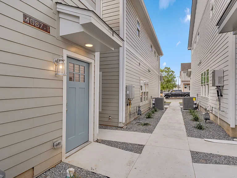 4084 Ivy Green Trl #1 — Photo 2