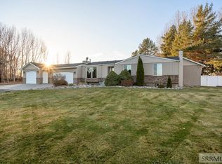 1091 Country Rd, Sugar City, ID 83448