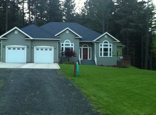 505 Keel Ln, Glide, OR 97443