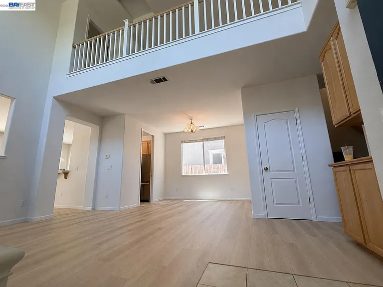 5168 Academy Rd — Photo 3