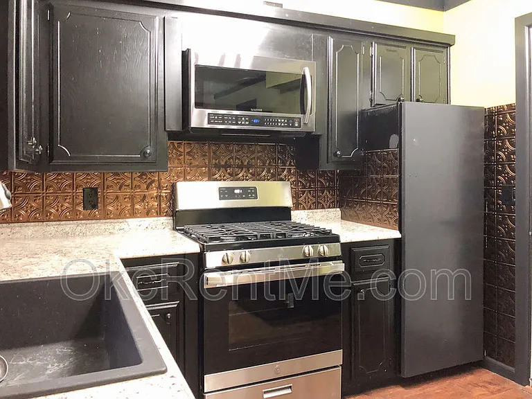 805 N Markwell Ave — Photo 11