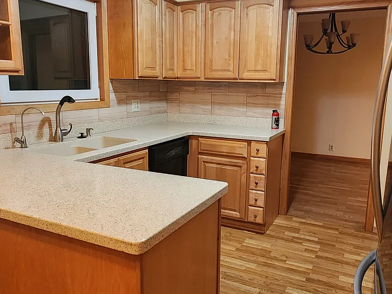 2420 Olive Ln N — Photo 19