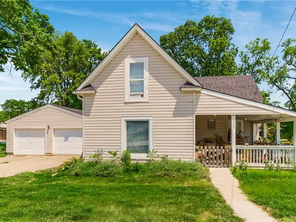 229 N Nettleton Ave, Bonner Springs, KS 66012