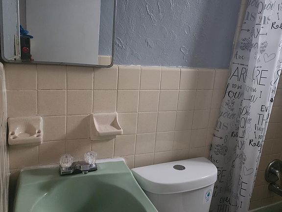 5th image of 7320 Whitaker Ave Floor 2