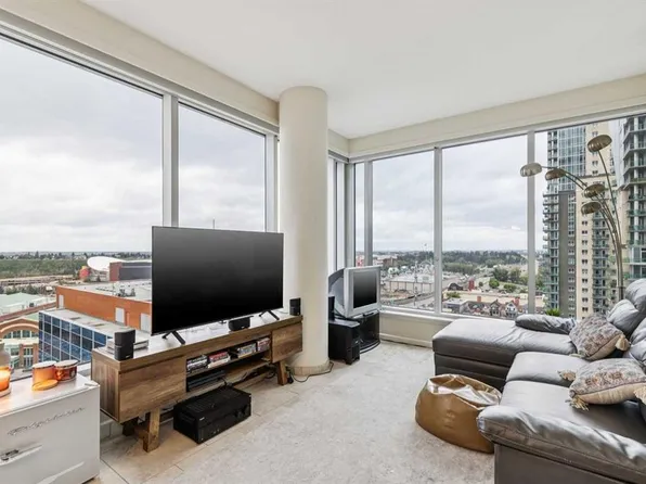211 E 13th Ave SE #1507, Calgary, AB T2G 1E1