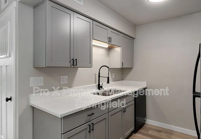 2213 E Macs Ct #4 — Photo 6