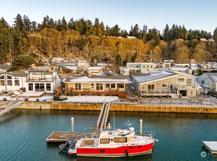 3718 Steelhead Dr, Greenbank, WA