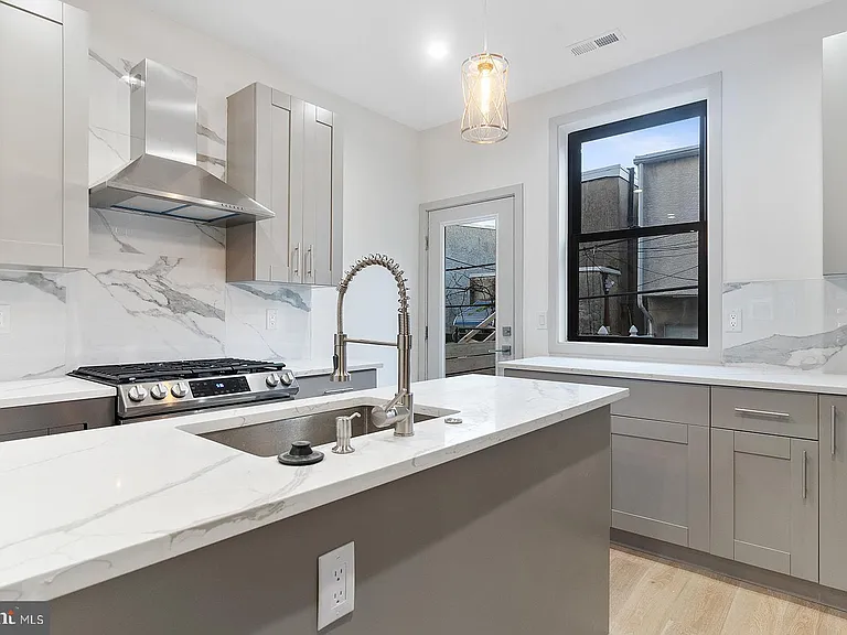 3118 Ridge Ave #2 — Photo 7
