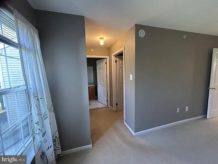 2623 Virginia Ln — Photo 17