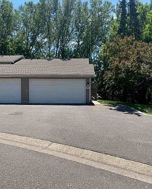 3rd image of 6676 Gretchen Ln N