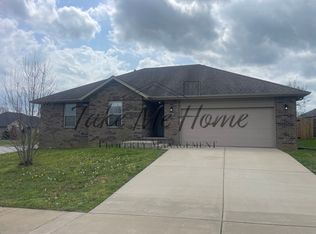 2508 W Saige Dr, Ozark, MO 65721
