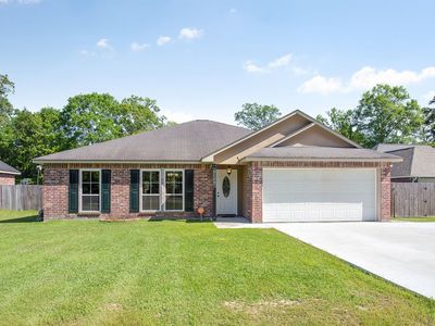 8169 Versailles Ave, Denham Springs, LA, 70706
