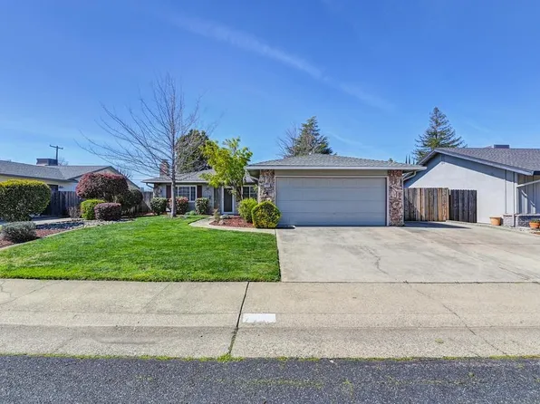 1492 Quail Cir, Roseville, CA 95661