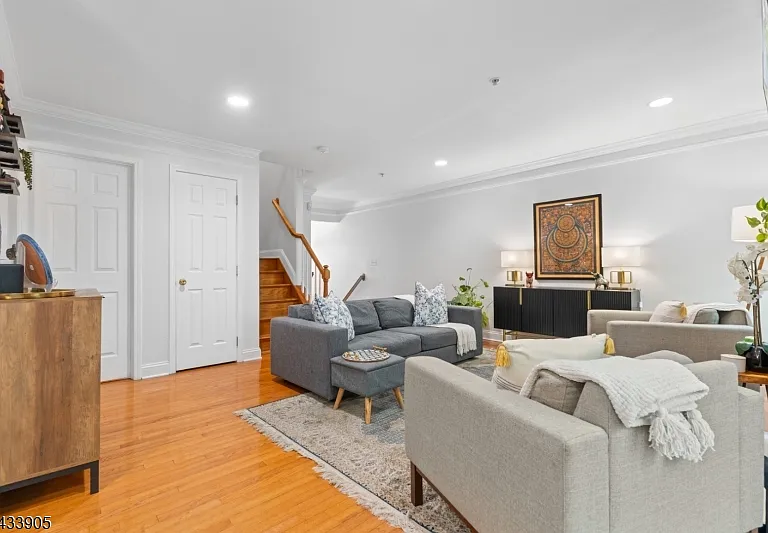 162 Blue Heron Dr — Photo 3