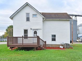 131 3rd St NE, New Richland, MN 56072