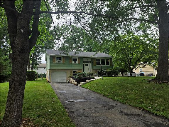 2nd image of 3650 Stephen Crane Ln