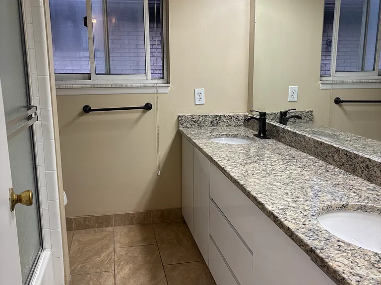 39380 Timberlane Dr — Photo 4