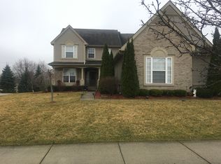 8515 Hummingbird Dr, Commerce Township, MI