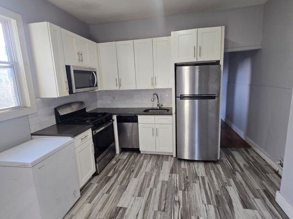 164 Delaware Ave #3RR
