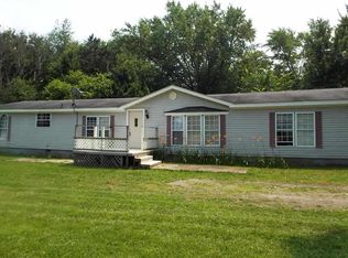 55146 Sundown Rd, South Bend, IN 46628