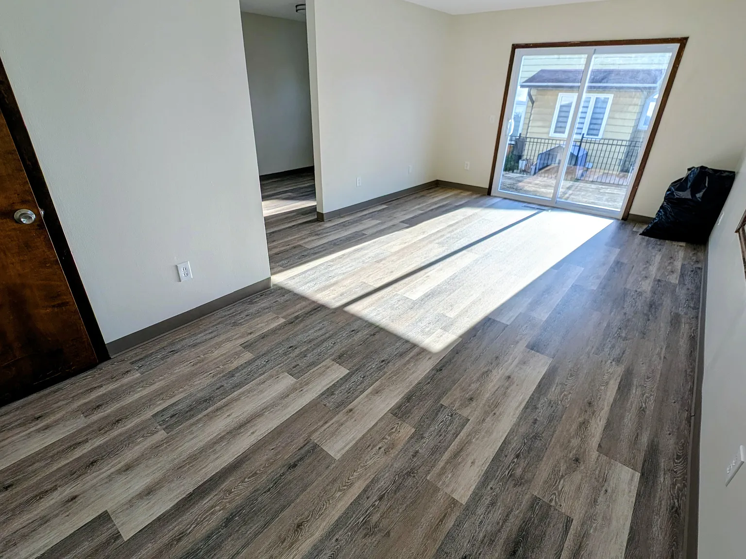 2 bed, 950 sqft, $1,250 — Photo 4