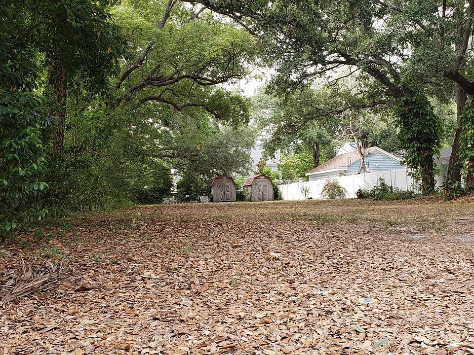 1st image of 3205 W Fair Oaks Ave