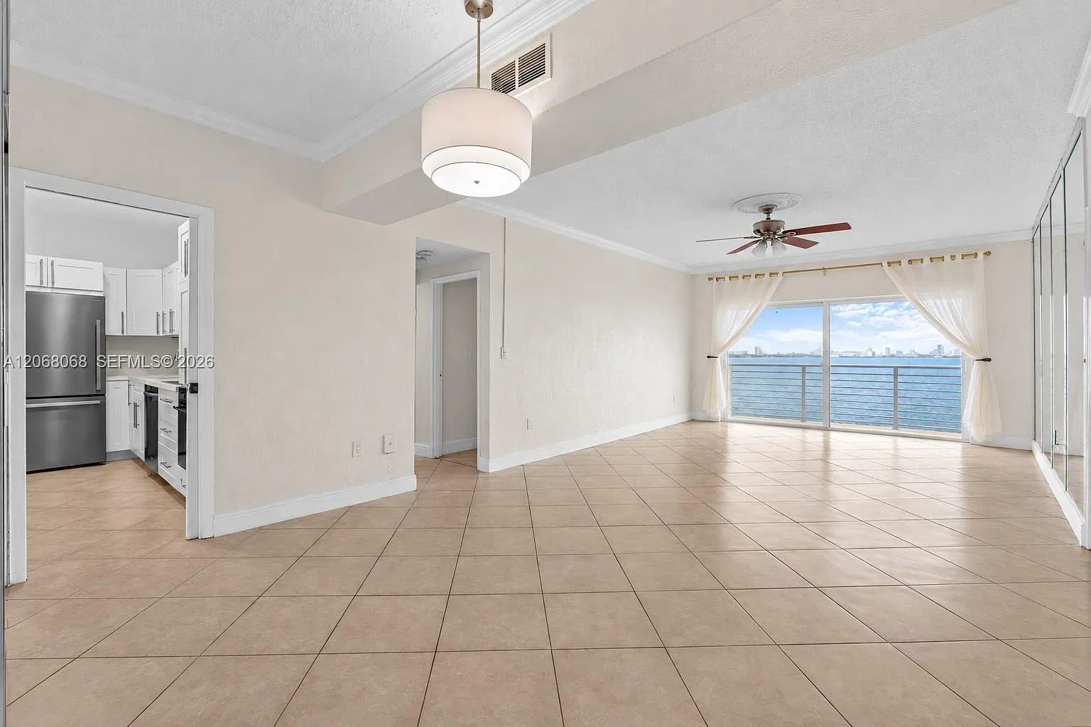 Treasure Bay Club Condo — Photo 2