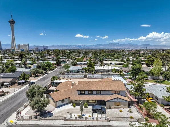 1420 S 8th St, Las Vegas, NV 89104